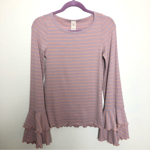 We The Free Good Find Bell Sleeve Shirt Dusty Pink Lettuce Hem Size Medium - Picture 1 of 4